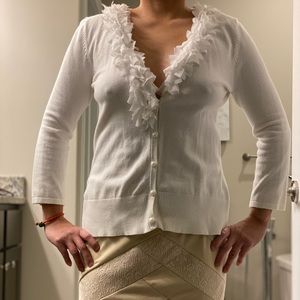 Nice knitted coverup with sleeve accent